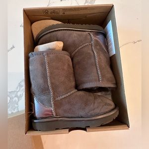 Toddler Uggs (Gray)